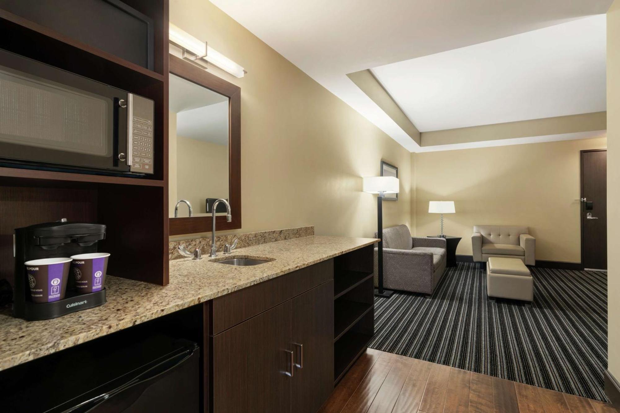 Embassy Suites By Hilton Salt Lake West Valley City Exterior foto